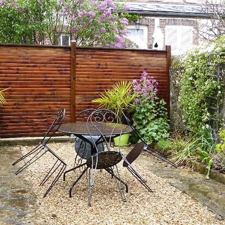 Parfait Pour Les Amoureux De La Nature: Maison 2 Chambres Avec Jardin, Proche Foret Et Chateau - Fr-1-581-74 Senonches Exterior photo